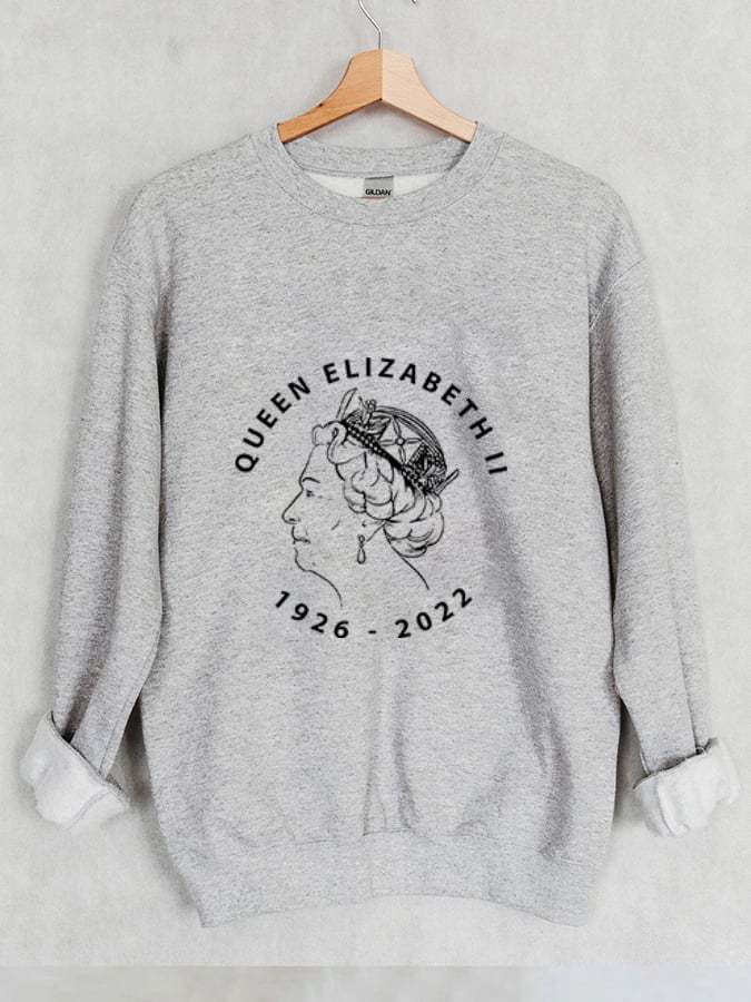 Women's RIP Queen Of England 1926-2022 Printed Sweatshirt