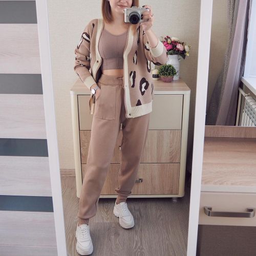 Casual V-neck jacket slim knit set