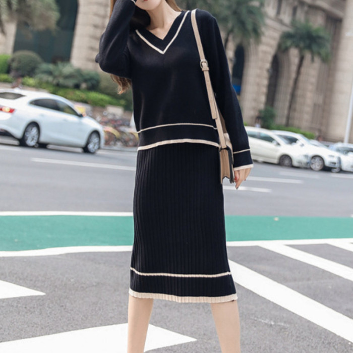 Chic V-neck Long Sleeves Knit Sweater Set