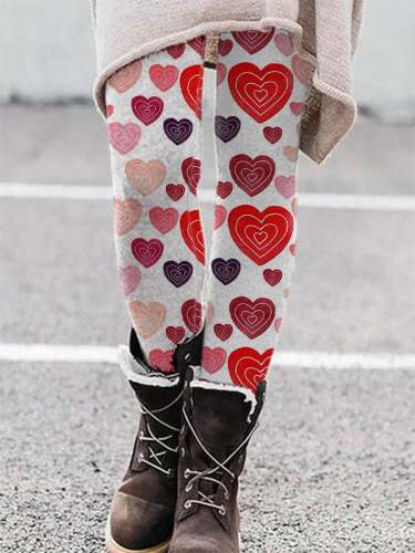 Trendy Heart Print Leggings