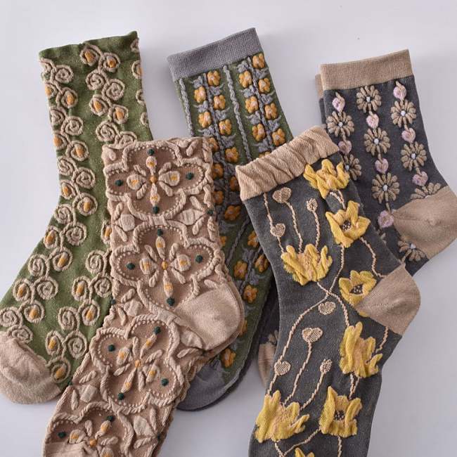 New Year Sale 50%OFF-5 Pairs Women's Embossed Floral Cotton Socks