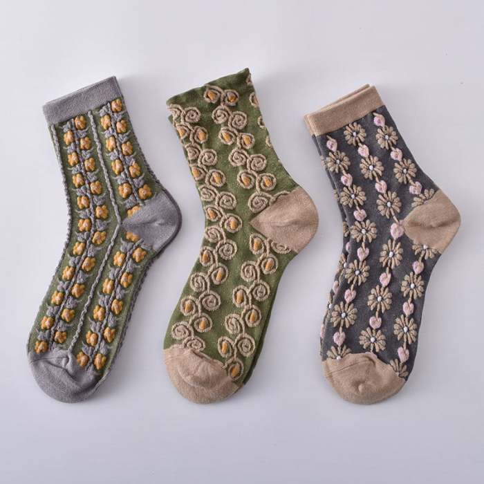 New Year Sale 50%OFF-5 Pairs Women's Embossed Floral Cotton Socks