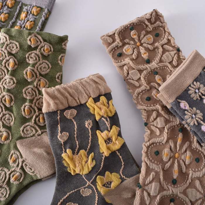 New Year Sale 50%OFF-5 Pairs Women's Embossed Floral Cotton Socks