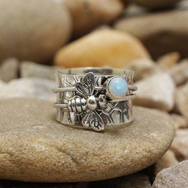 Last Day 75% OFFBee Gemstone Meditation Spinner Ring