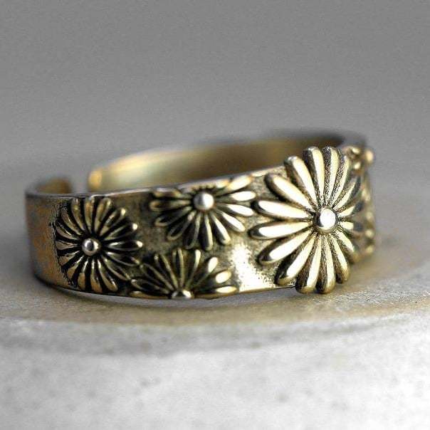 Last Day 75% OFFGold Daisy Ring