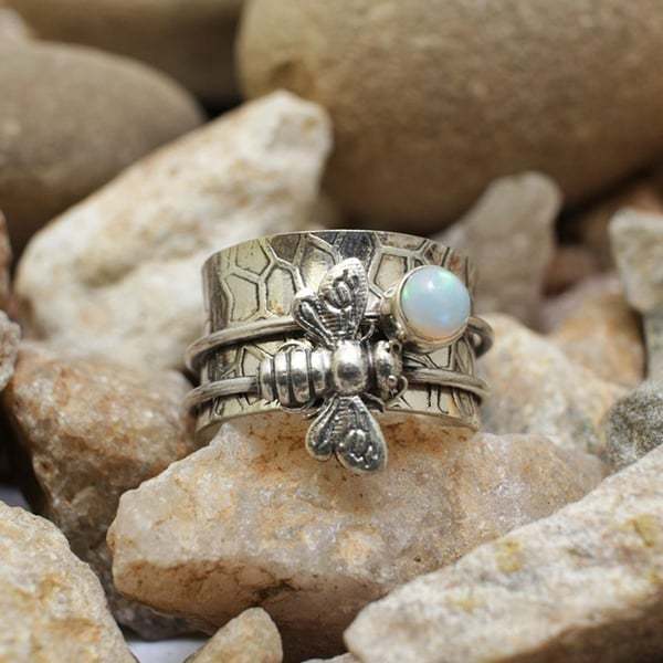 Last Day 75% OFFBee Gemstone Meditation Spinner Ring