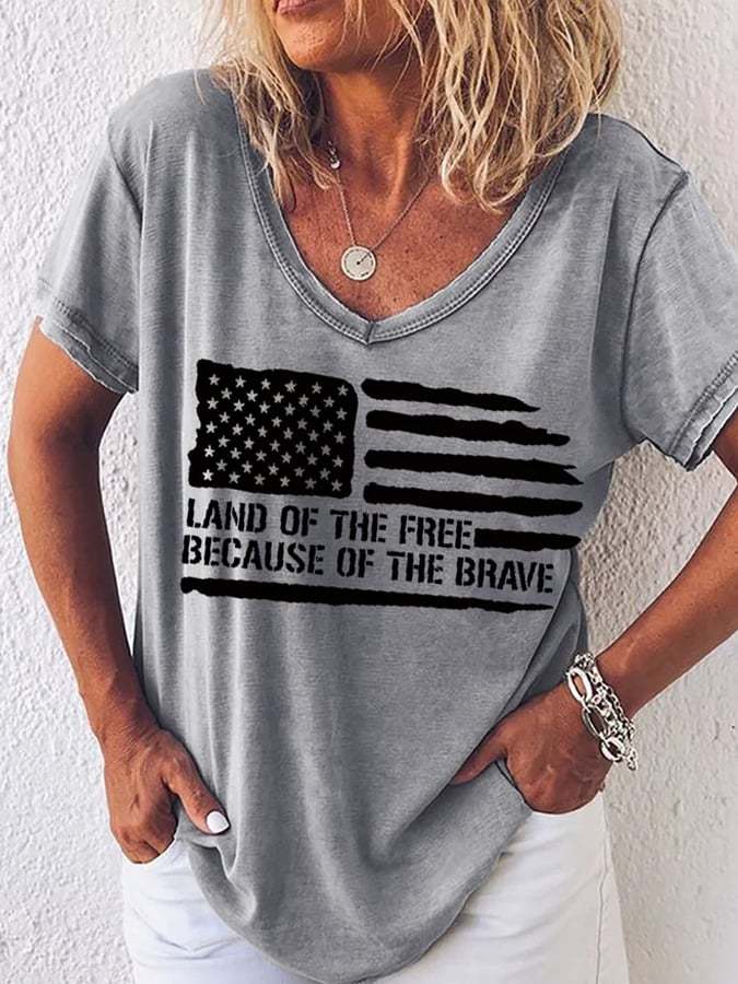 Women's Independence Day Word Land Of The Free Because Of The Brave American Flag Print V-Neck T-Shirt