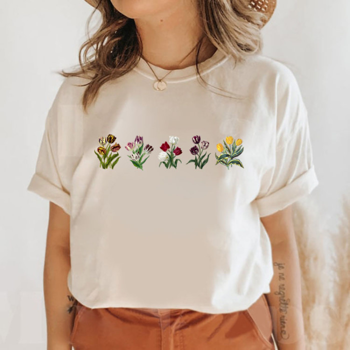 Tulip Cottage Core T-Shirt