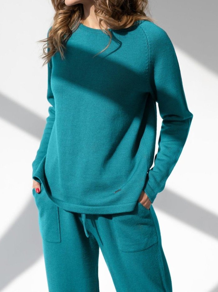 Women's 2 piece Knit loungewear set with joggers pants