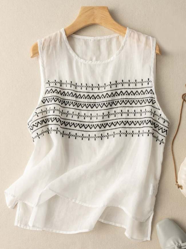 Retro Loose Sleeveless Embroidered Tank Top