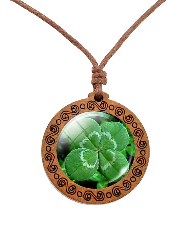 Women's St Patrick'S Day Lucky Four Leaf Clover Retro Wooden Necklace