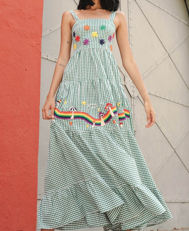 Beach Vacation Rainbow Five-Star Embroidery Sling Dress