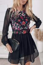 Black Floral Mesh Splicing Lined Flowy Dress