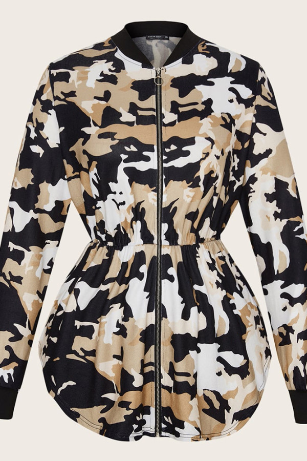 Plus Size Camo Zipper Jacket