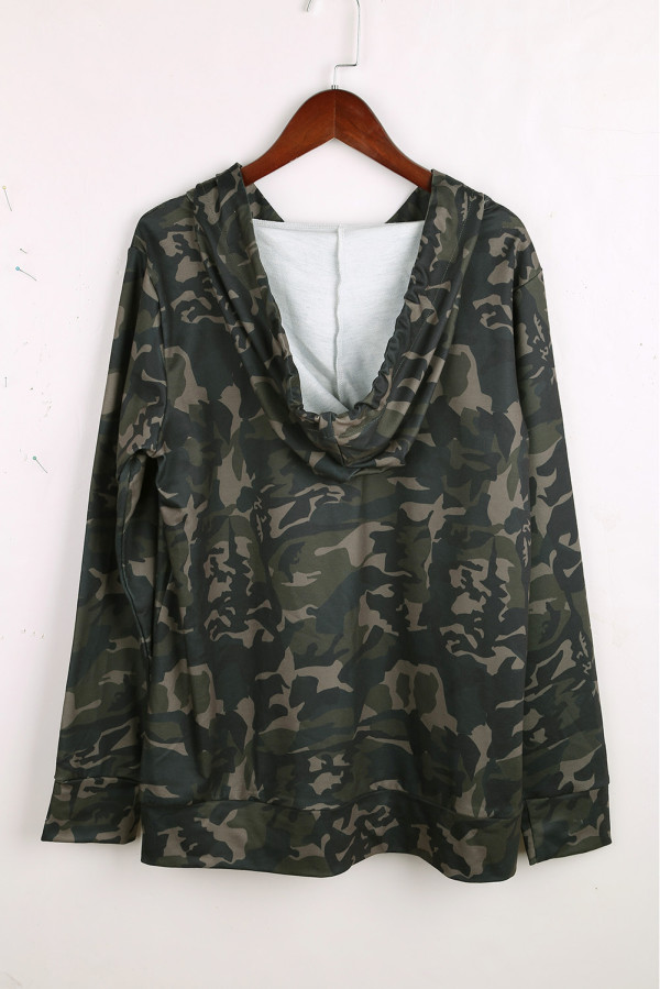 Camo Print Kangroo Pocket Hoodie