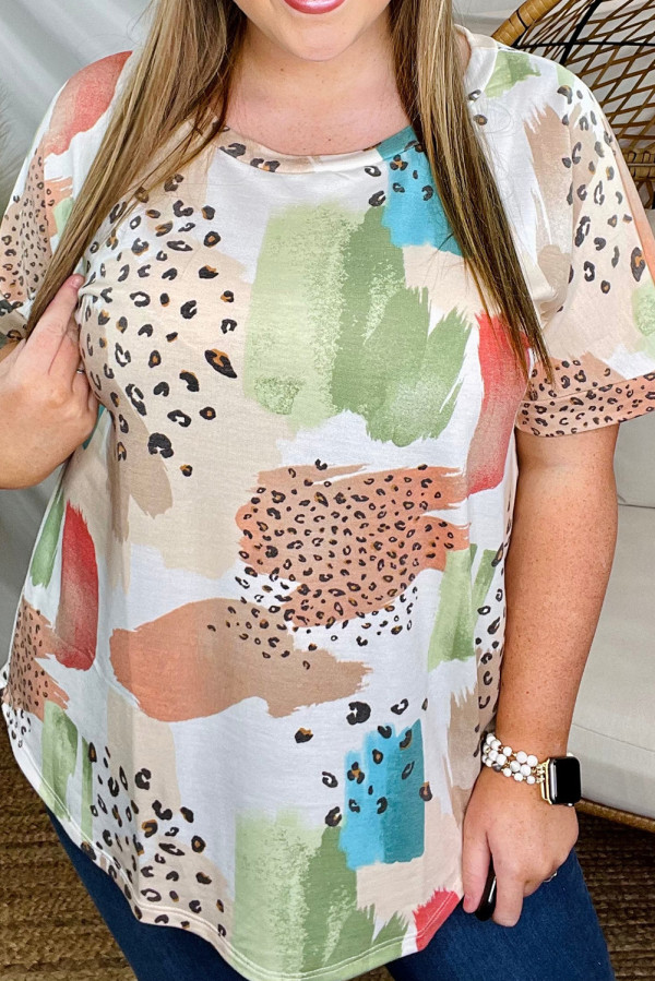 Green Animal Watercolor Mixed Print Plus Size Top