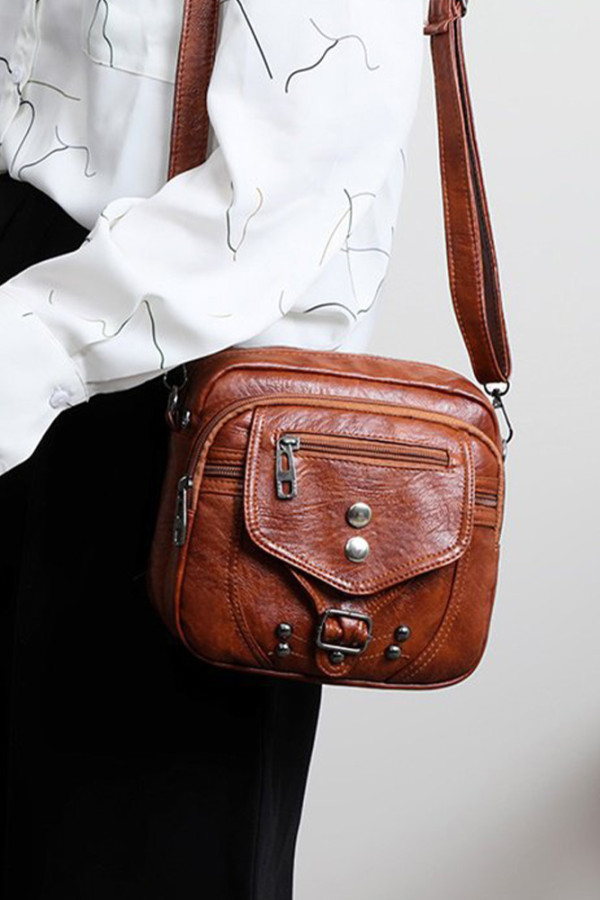 Retro PU Buckle Crossbody Bag MOQ 3pcs