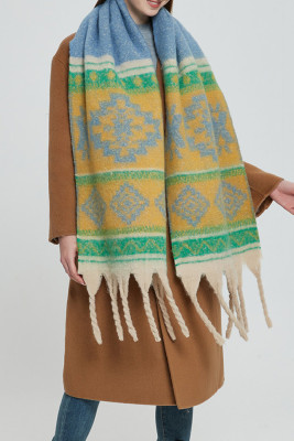 Cable Knit Jacquard Scarf