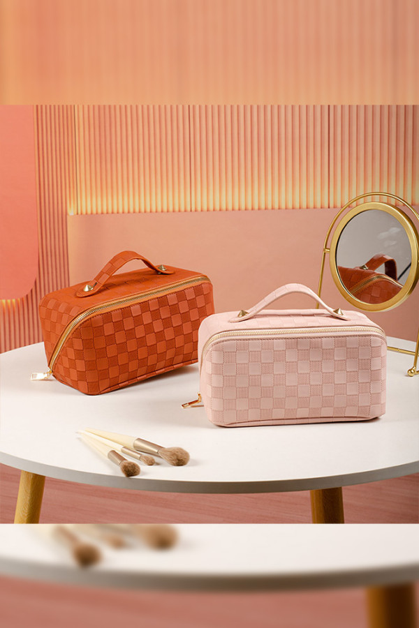 Checked Zipper PU Leather Storage Washing Bag
