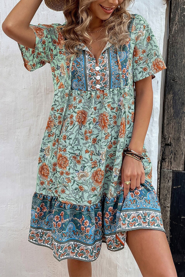 Bohemian Split Collar Buttoned Floral Dress