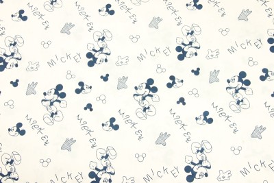 Space Mission  Cotton Fabric BTY 1 Yard Mickey /& Donald Race to Space