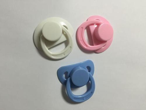 Wholesale different colour reborn supply 10 pc magnet pacifier/ dummy