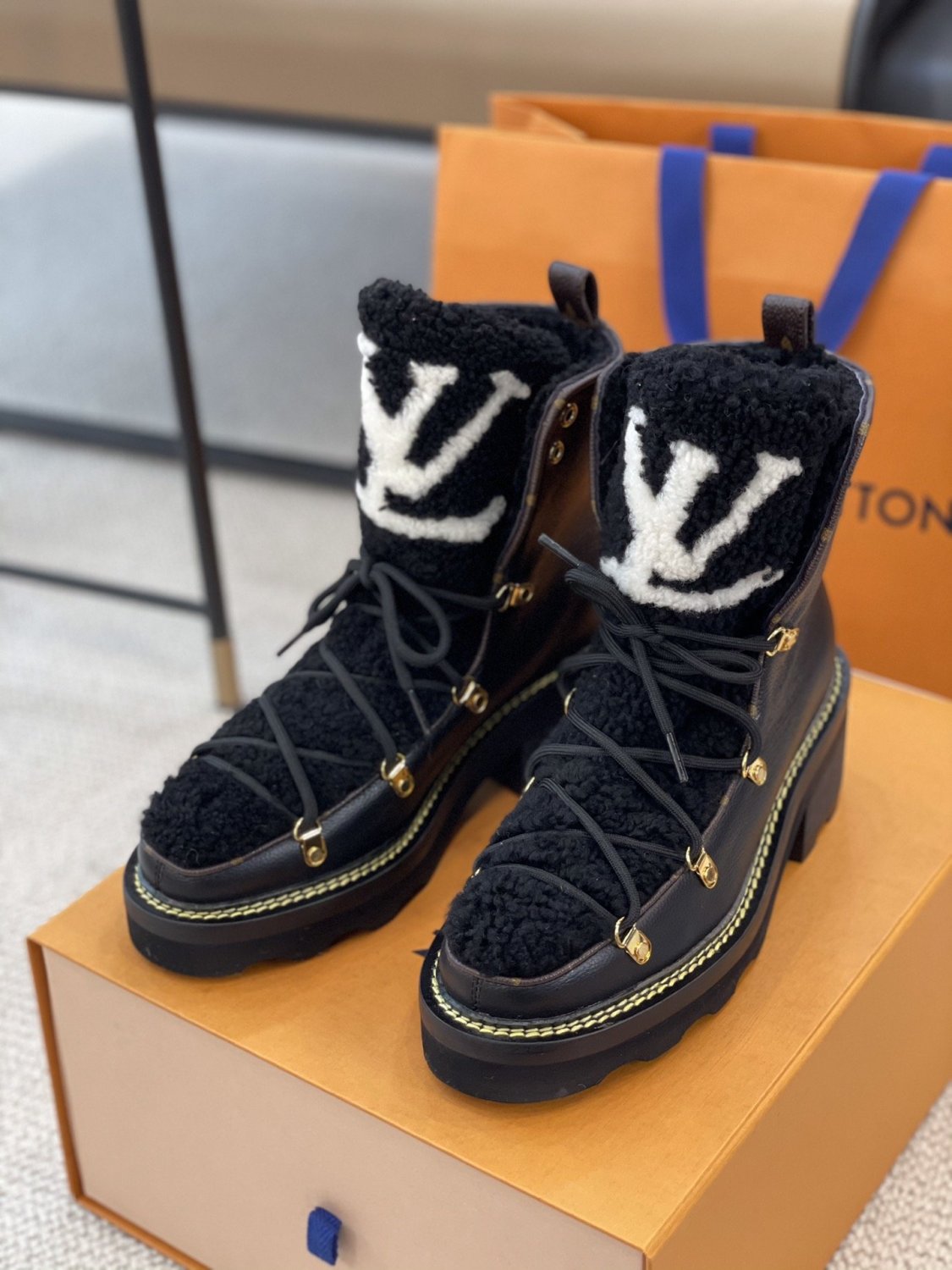 Louis Vuitton LV Monogram Leather Chelsea Boots - Black Boots