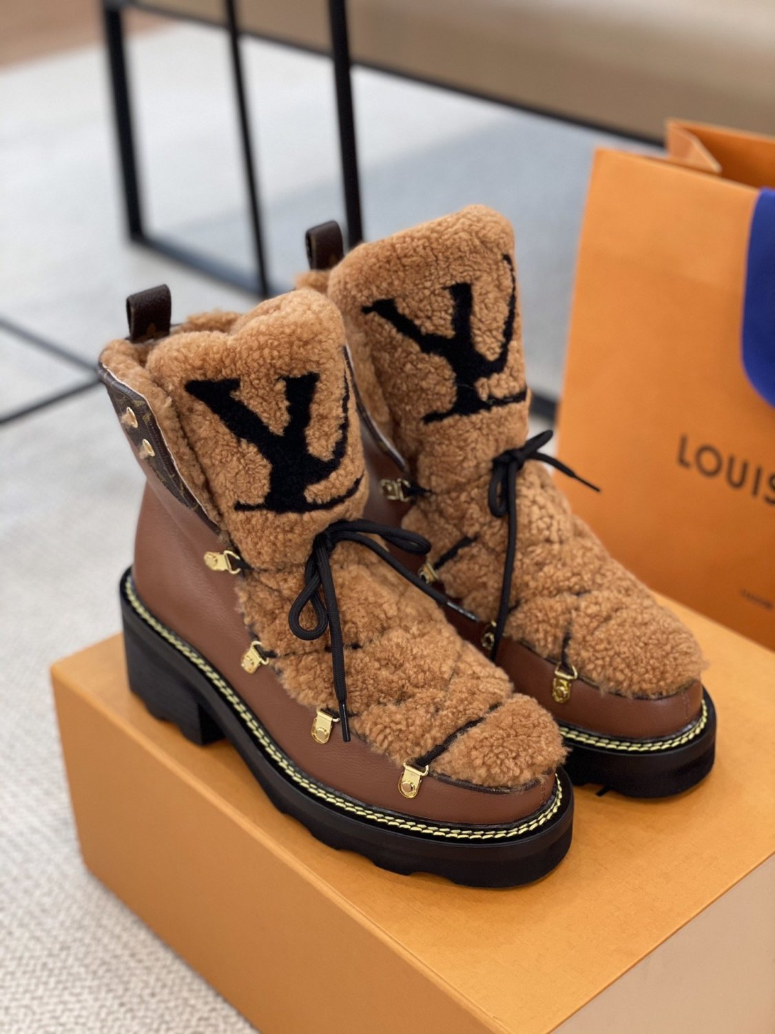 Louis Vuitton LV Beaubourg Ankle Boot, Brown, 35