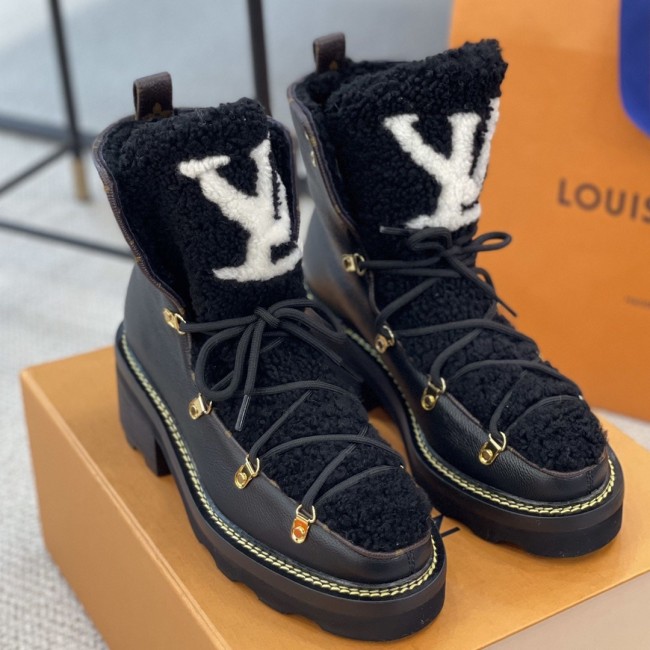 Louis Vuitton Beaubourg Boots Review | IQS Executive