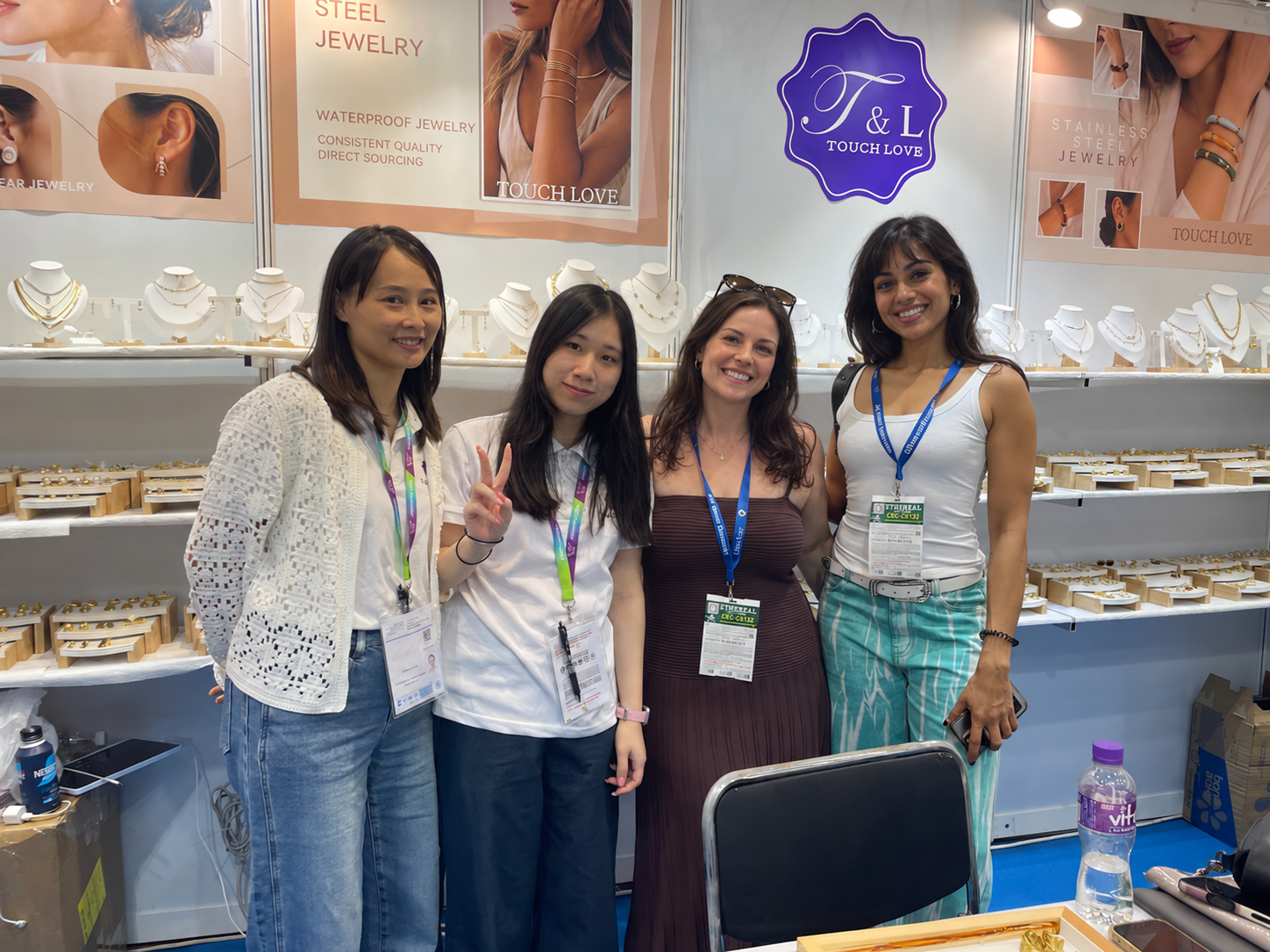 Touchlove Jewelry meeting international jewelry buyers at SEASONS Autumn 2026