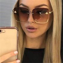 Square Bee Sunglasses Women Men Retro Brand Designer Metal Frame Oversized Sun Glasses