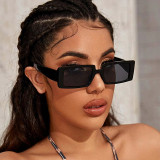 2020 Gafas Rectangulares Brown Black Trendy Fashion Retro Vintage Women Tiny Small Square Frame Sun Glasses Rectangle Sunglasses