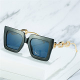 2022 Spring New Large Frame Box Chain Sunglasses