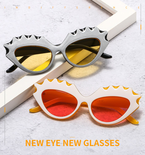 2022 New Personalized Small Frame Cat'S Eye Women'S Sunglasses