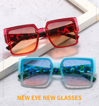 2022 New Square Color Pattern Fashion Sunglasses