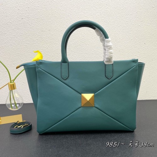 valentino_11_handbag_123_hl_20220602_a_5_1 fashion designer replica luxury AA quality handbag