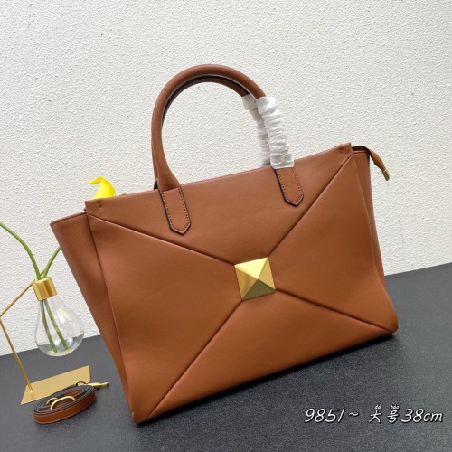 valentino_11_handbag_123_hl_20220602_a_1_1 fashion designer replica luxury AA quality handbag