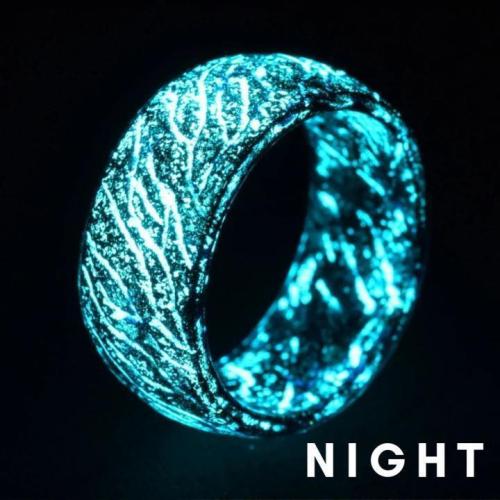 Amazing Ring - Glow In The Dark🎇🎇