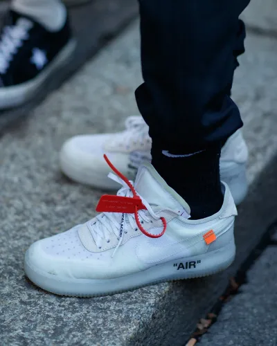 Air Force 1 Low Off-White (with Brown Off-White Box)