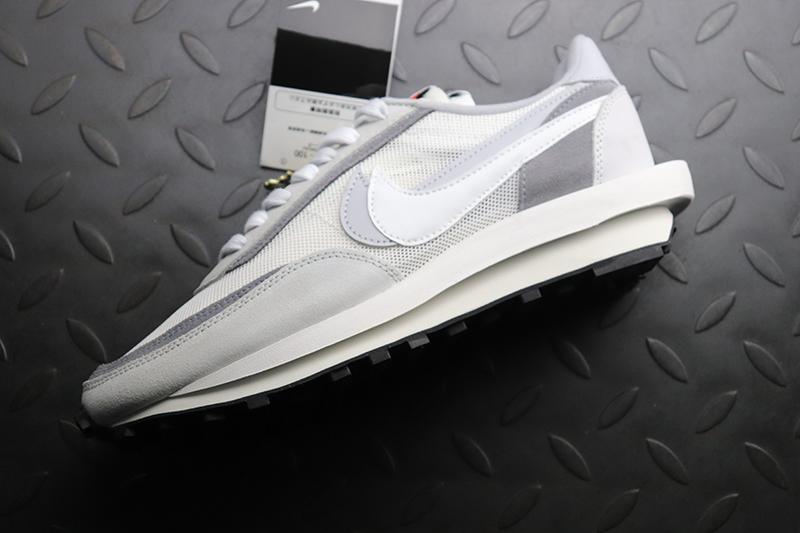 Nike LD Waffle Sacai White Grey - m 