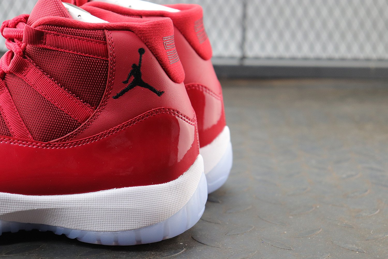 Jordan 11 Retro Win Like 96 Gym Red - m 
