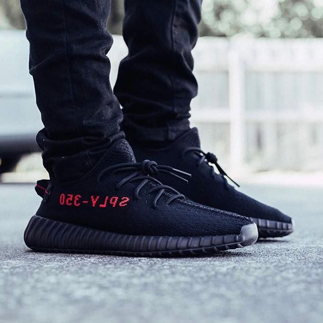 adidas yeezy boost 350 v2 black