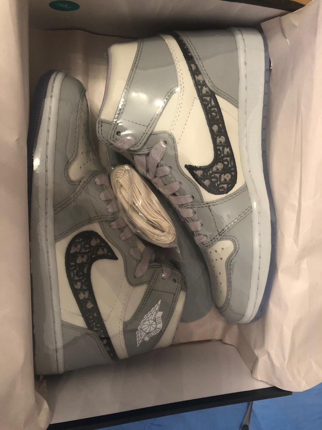 air jordan 1 dior box