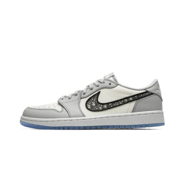DIOR × AIR JORDAN 1 LOW (Original Box)