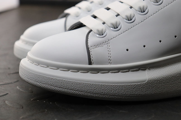 MCQ Sole Sneakers White Grey Line - www.flamsneaker.com