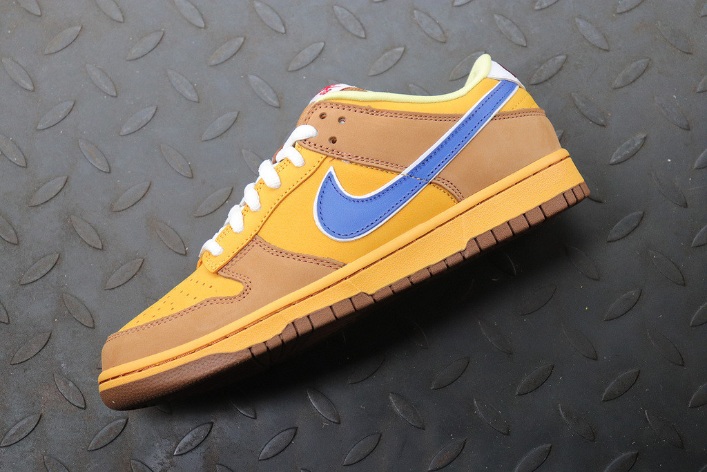 new castle nike sb