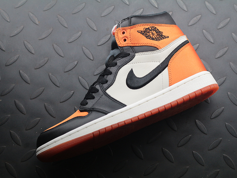 Jordan 1 Retro High Satin Shattered 