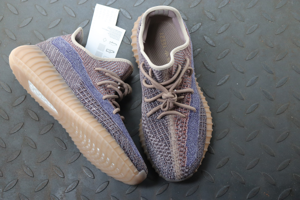 adidas yeezy 350 v2 fade