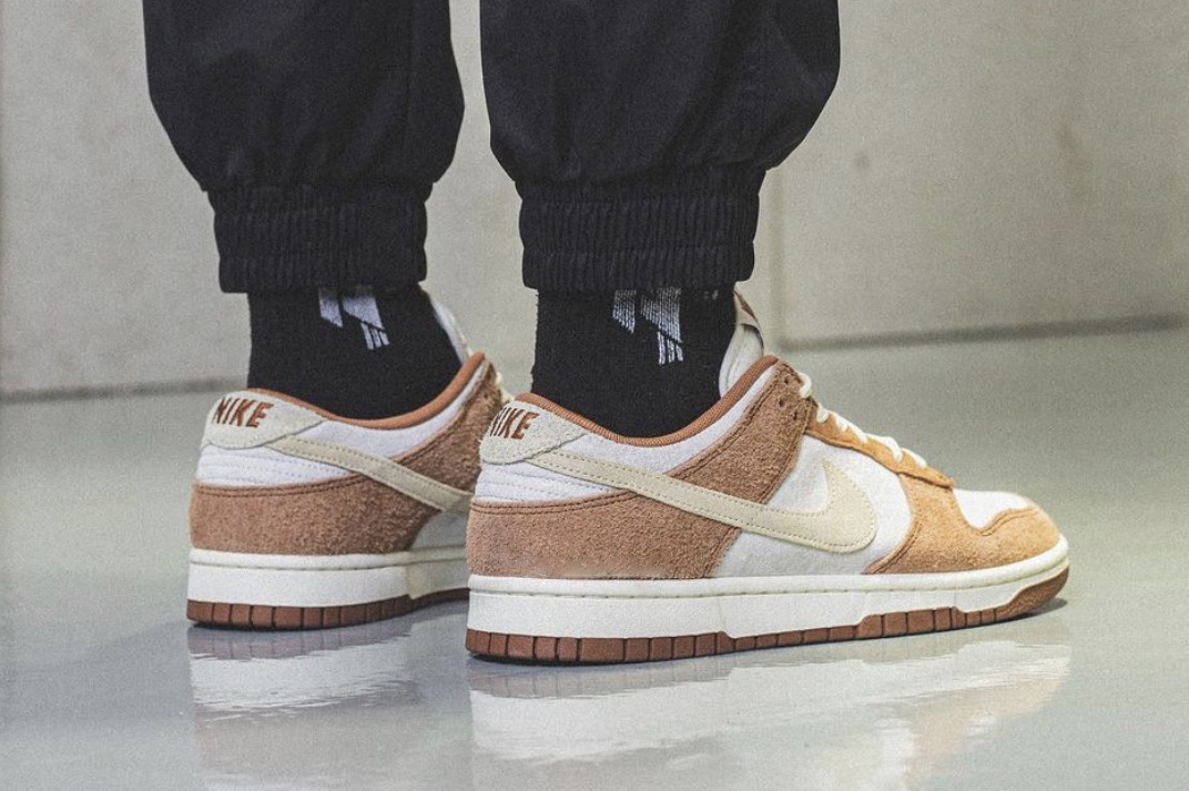 dunk low medium curry outfit