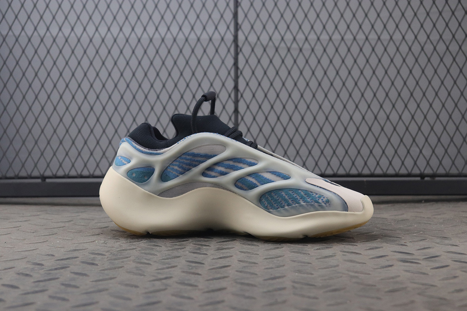 yeezy 700 v3 kyanite where to buy